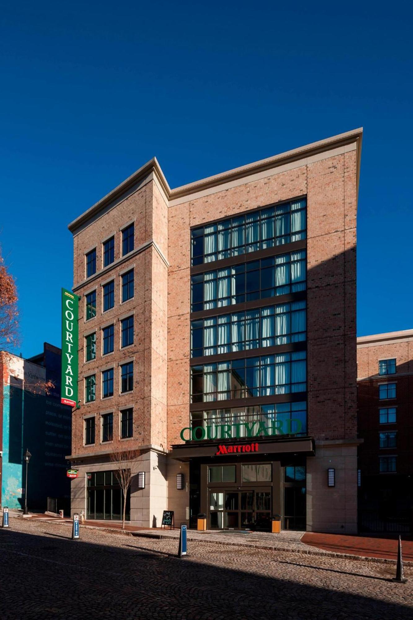 Courtyard By Marriott Richmond Downtown Hotel Exterior foto